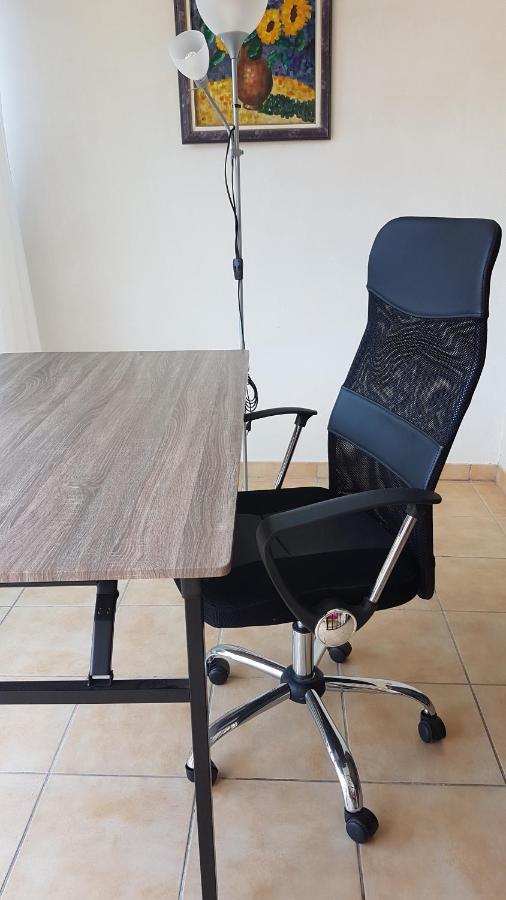 Logement Calme Proche Mer, 4 Personnes, St Aygulf Fréjus Exterior foto